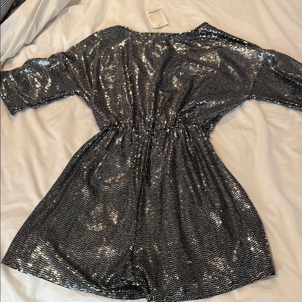 Silver Sequin Romper - Picture 5 of 5